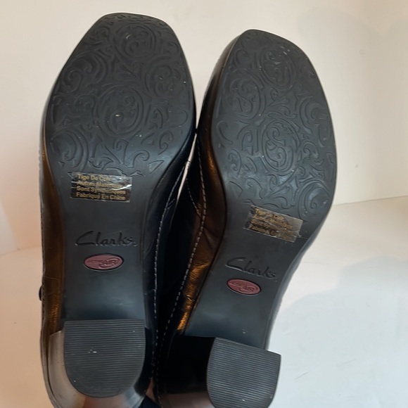 NWT Clarks Artisan butter soft leather Mary Jane cushioned footbed heels 10N - Picture 8 of 8